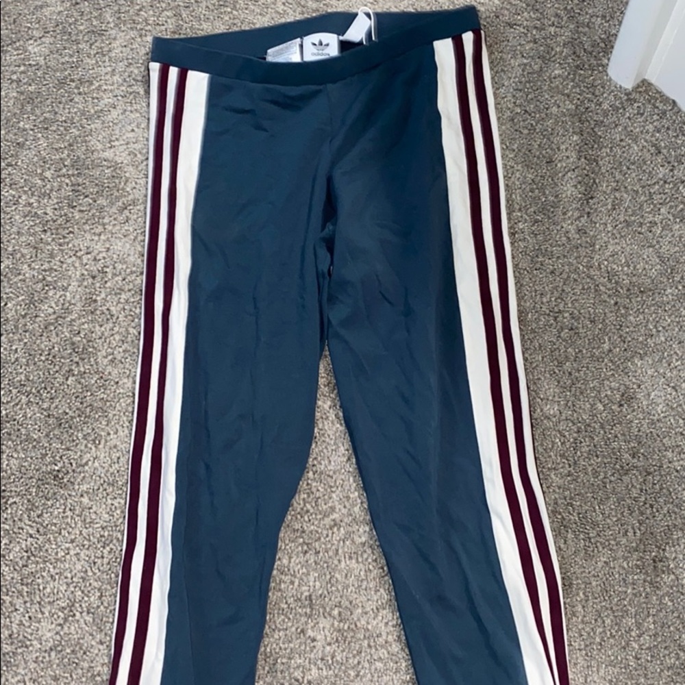 adidas patterned leggings!